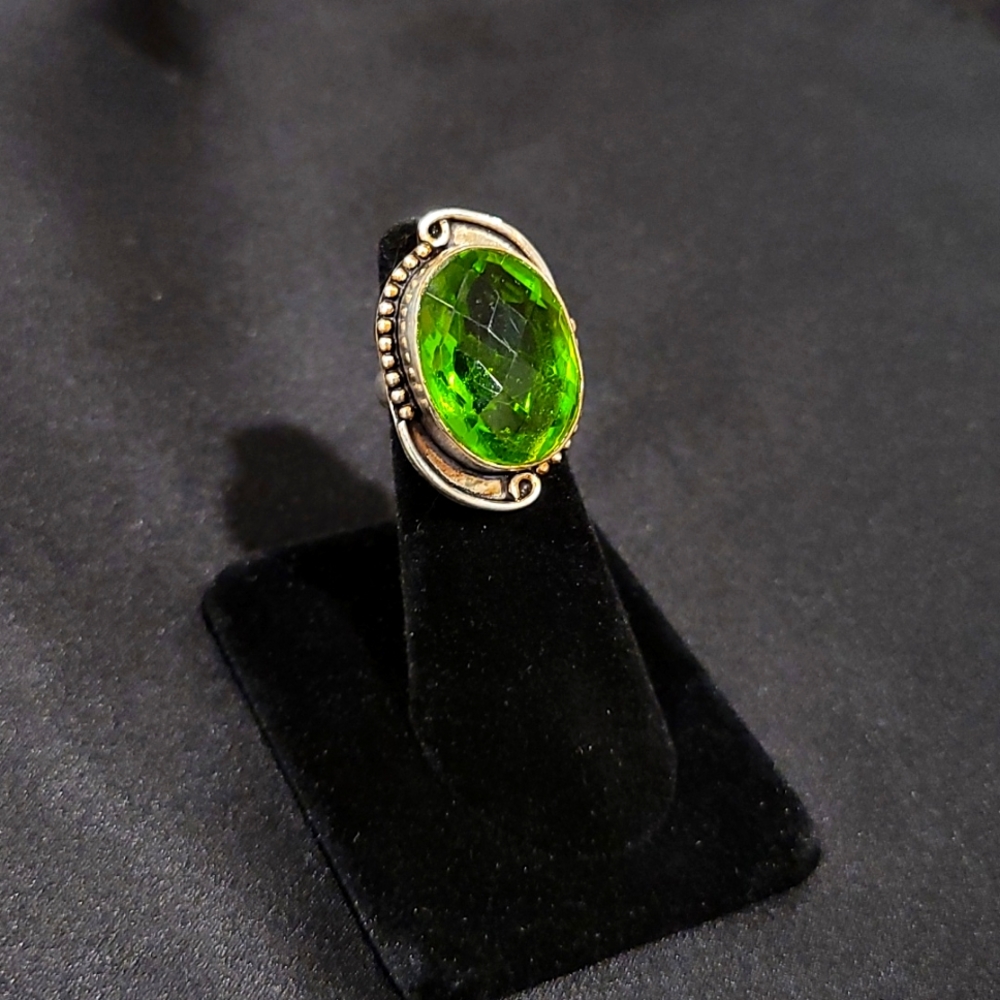 Peridot & Sterling Ring Sz 4.75